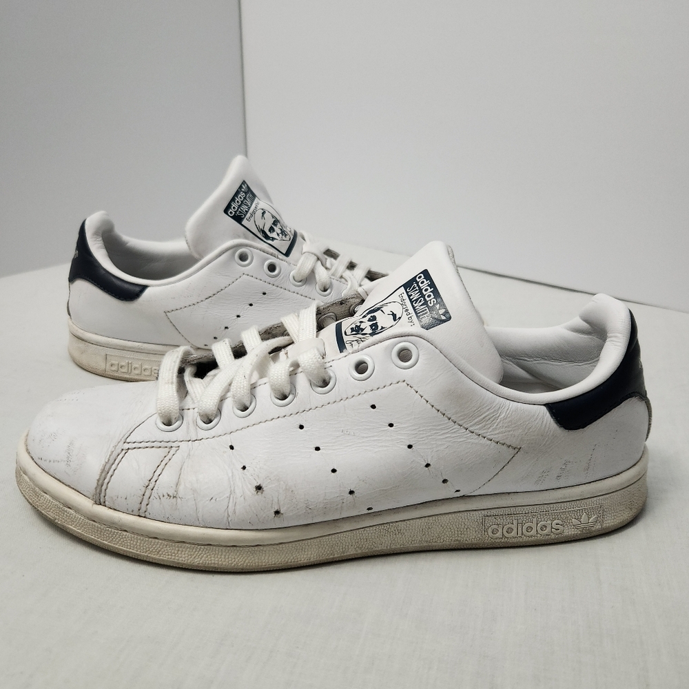 Size 8 - Adidas STAN SMITH White/ Dark Blue Men Beaters